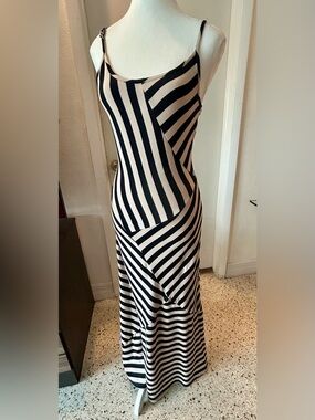 Striped Figure Hugging Spaghetti Strap Maxi Dress